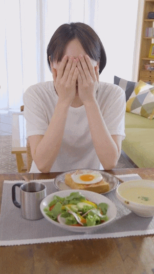 今晚|搞笑GIF:大哥:大吉大利,今晚吃鸡。