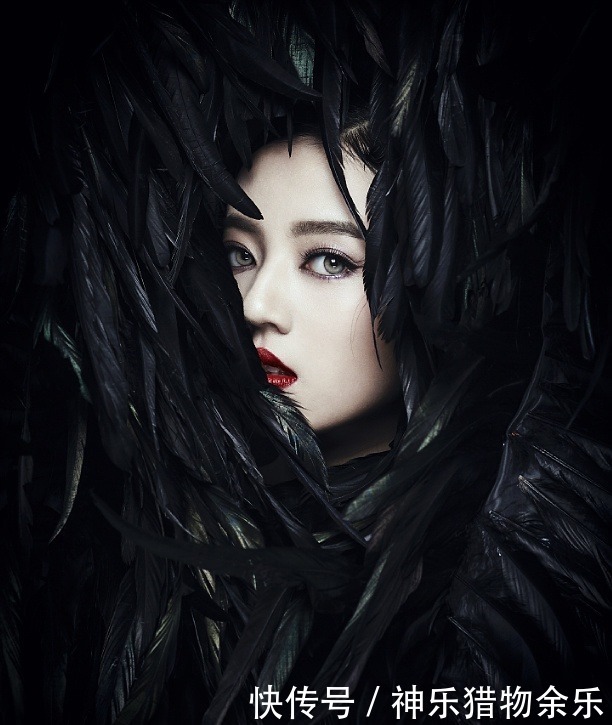  暗指|于正眼红暗指三小只抄袭自己作品，粉丝拎出哈儿的移动城堡打脸