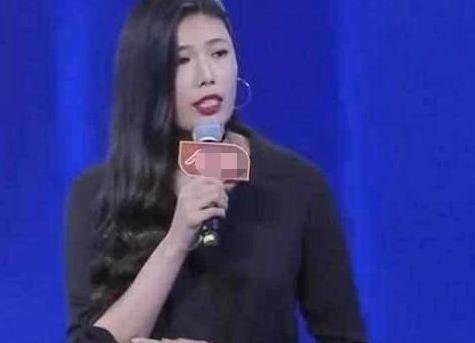 牵手|《非诚勿扰》1米92“女巨人”牵手黑人男嘉宾,网友:很般配!