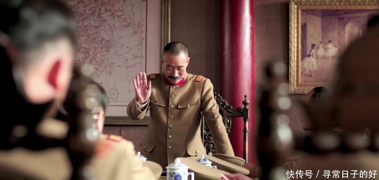 重重地|张作霖深夜回府, 被门卫士兵用枪指着大骂, 他大喜: 给我重重地赏