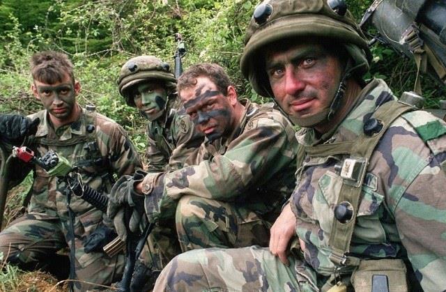 后勤保障|有钱任性!美国后勤保障系统有多强?看看美军喝的水就明白了