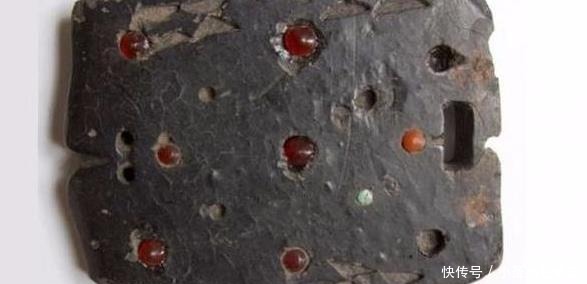 遗骸|俄罗斯发现了匈奴的古墓,墓室中的遗骸却让人是不忍直视,真残忍