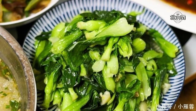估价|家人团聚,我做了8菜1汤,这桌菜无法估价,有钱也难买到