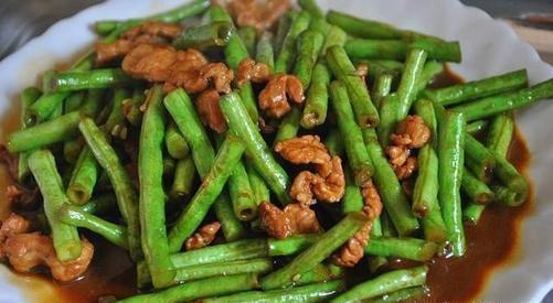 好吃|豆角炒肉,豆角有人焯水有人直接炒大厨都不对,难怪不好吃