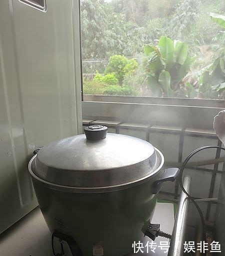 小点心|入秋后,全家最爱吃的小点心,软糯香甜,做法简单,全家人的最爱