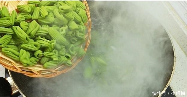  面条|面粉的最新做法, 比面条简单, 比疙瘩汤好吃, 连挑食的人都喜欢