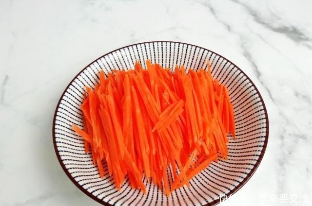 时别|炒牛肉时别直接下锅,做好这3点,牛肉嫩滑又鲜美,炒一盘不够吃