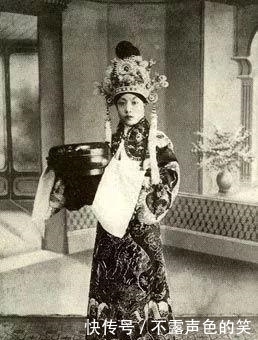  传奇|民国戏精孟小冬：你爱不爱我，我都是传奇
