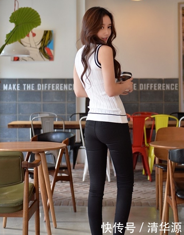 底裤让你|紧身打底裤：软萌乖巧的打扮，展现成熟的自信！