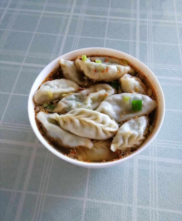 饭菜|晚餐这样吃,蔬菜粗粮多,味道好,网友说你家的饭菜很值得学习