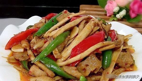  做出|每天都很期待吃饭，因为每天老公都会做出新花样，太满足了