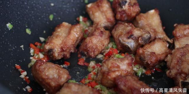  做法|中餐厅4同款椒盐排骨，详细做法告诉你，简单到一看就会