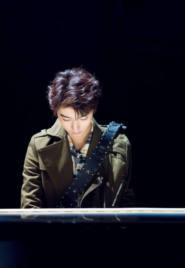 乐队综艺|被饭圈包围的《我们的乐队》,接下来要怎么破