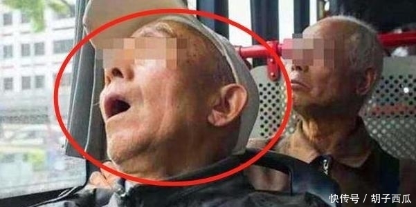 倚老卖老|9岁男孩给孕妇让座，孕妇刚坐下就被大爷拽起，还批孩子：不懂事