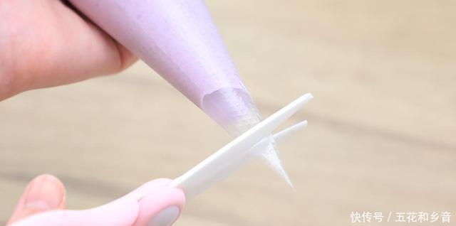 电饭煲|始于颜值，惊于味道！一学就会的神级甜品，香到手指嗦个遍