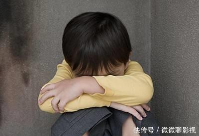 人贩子|“狼外婆”偷走孩子，2年后孩子街上乞讨遇妈妈，妈妈却拒绝相认