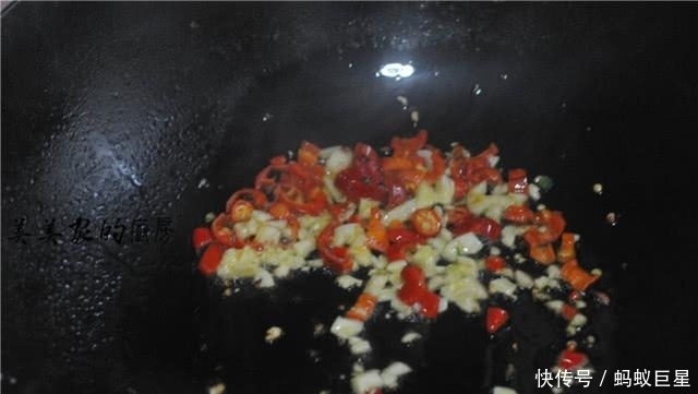 块钱|天热变热没胃口,吃它准没错!2块钱能炒1大锅,最牛米饭杀手