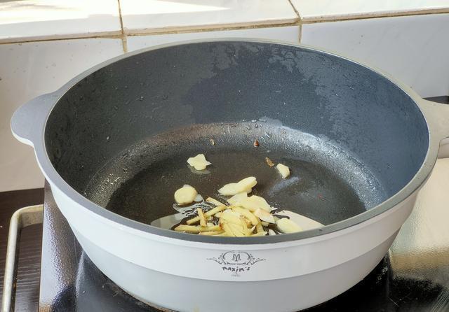  中餐厅|《中餐厅》中黄晓明最拿手的茄汁大虾，做起来非常简单又好吃