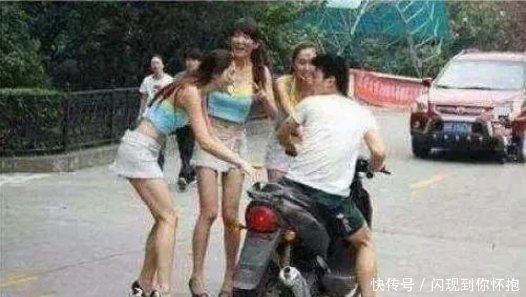 点心|妹子,你可长点心吧,床上那边是什么东西啊,看上去感觉很尴尬哦