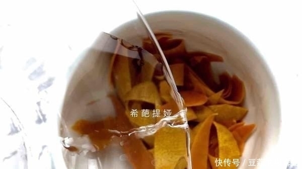 总想|嗓子痒总想咳嗽的人,拿它当零食吃,化痰液润喉咙,不懂可惜了