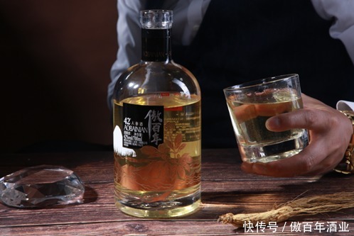 会友|喝酒须知的五大酒桌礼仪,以酒会友,一切酣畅尽在不言中!