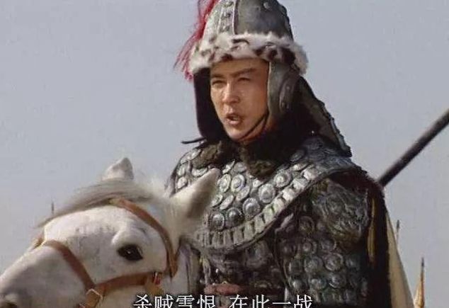 武艺|赵云秒杀两将,马超见了,反应只有6个字,二人武艺高下立判