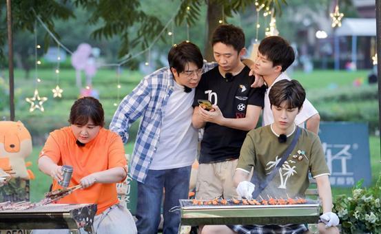  真的|综艺真人秀《青春环游记2》热播，真的是笑点不断，嘉宾各出奇招