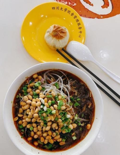 毕业|这所大学用食堂征服学生,饭菜香到哭,学生不想毕业,没吃够