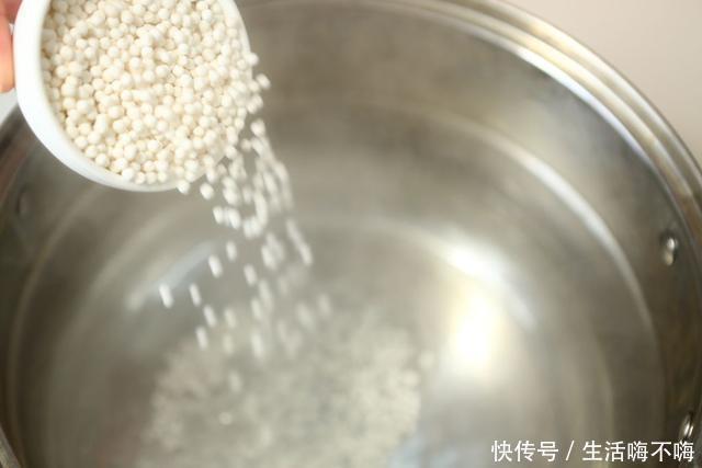 补充蛋白质|红豆做成的小甜汤，增强免疫力少生病，秋季滋补还解燥