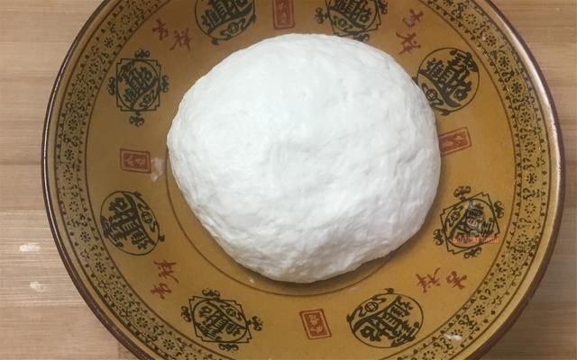  油条膨松剂|炸油条，有人用明矾，有人用泡打粉，这才是正确做法，健康好吃