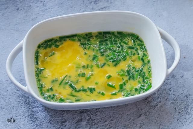 早餐|天一热,就爱吃这懒人早餐,5分钟搞定,2块钱吃饱,少油又健康