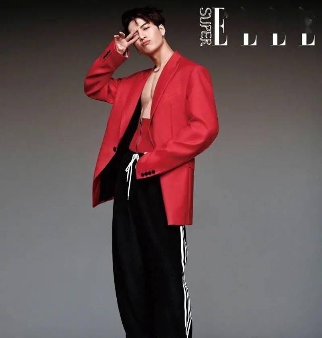  有钱|《这就是街舞》明星上脚谁最狠？王一博同款竟然有钱都买不到...