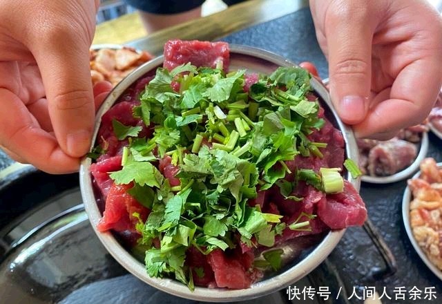 烤锅|脾气挺大的烤肉苍蝇馆 被骂哭了都要吃?