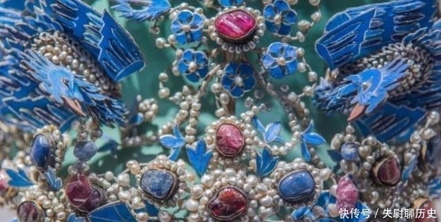 子朱常洛|「古迹探真」定陵出土4顶绝美凤冠 它们的主人究竟是谁