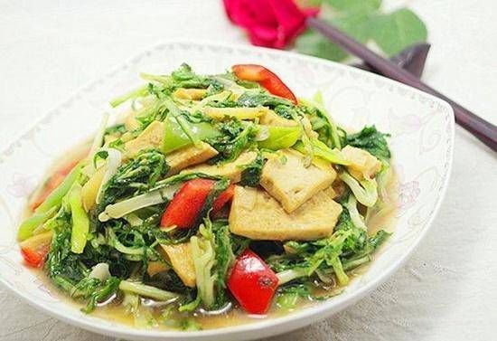 入味|炒豆腐不总是容易品尝的吗?教你怎么用这种方法做豆腐,嫩滑可口