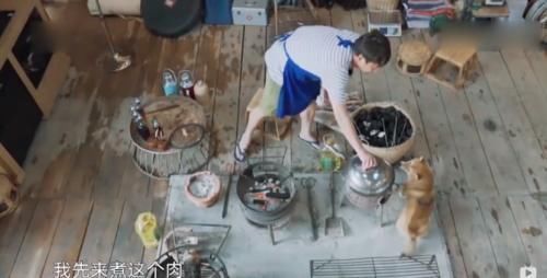 出卖|《向往4》继黄磊做饭曝造假后,再被这堵墙给出卖节目组全打码