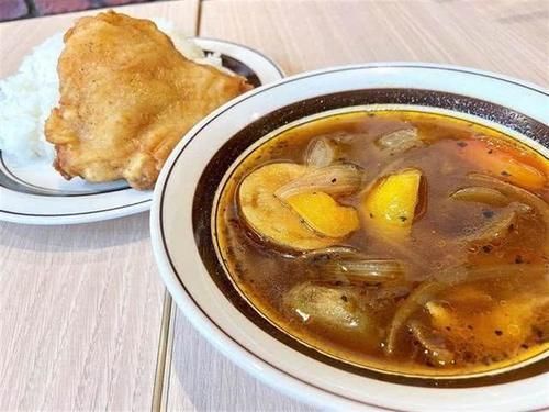 东京地区新|肯德基开首家自助餐厅,每位147元限时80分钟,炸鸡汉堡随便吃