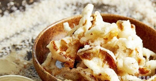 回软|炸蘑菇,沾淀粉还是面粉都不对,这是正确方法,蘑菇酥脆不回软