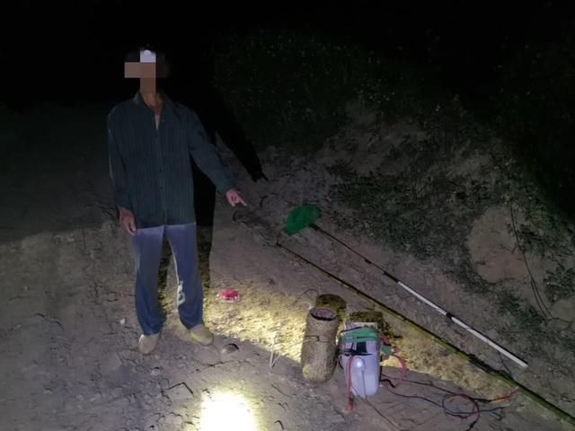  没收|顶风作案！禁渔期百色这13人非法电鱼，没收各种捕捞工具