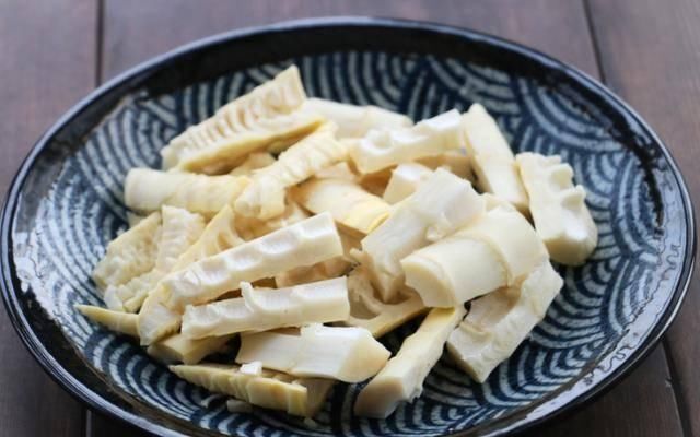 春天|春天到春笋冒,这个时候就是吃笋的大好时机,油焖清炒,简单美味