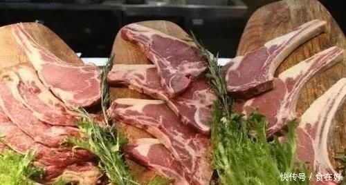 海鲜|吃自助餐要吃3种“隐形贵菜”,瞧着不起眼,老板却生怕你多拿