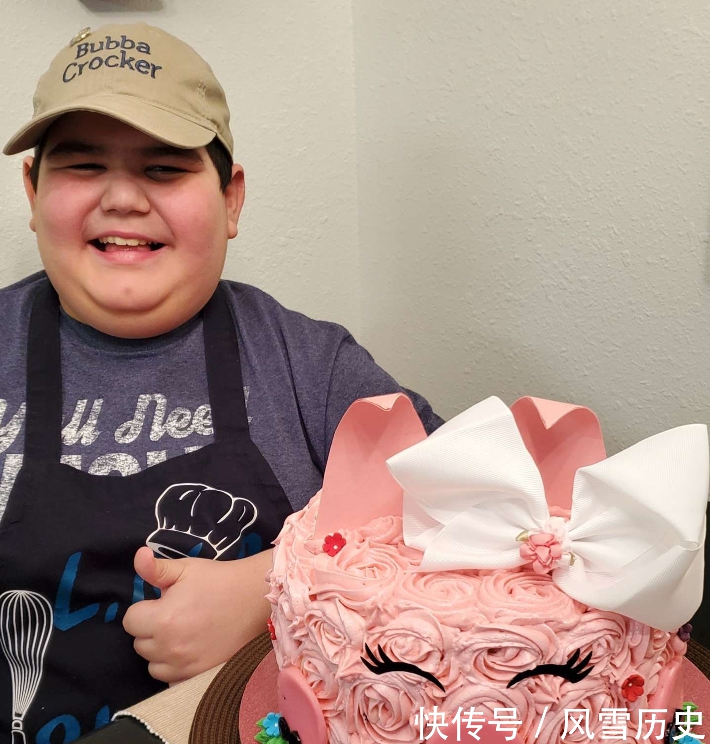 烘焙|美国11岁小学生学烘焙，暑假创业卖蛋糕赚4万，开学以后也不停业