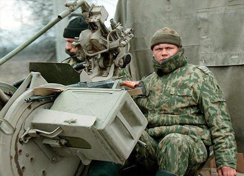 车臣|史上最公平的一场战争,仗打到一半子弹没了,长官:去敌军那买!