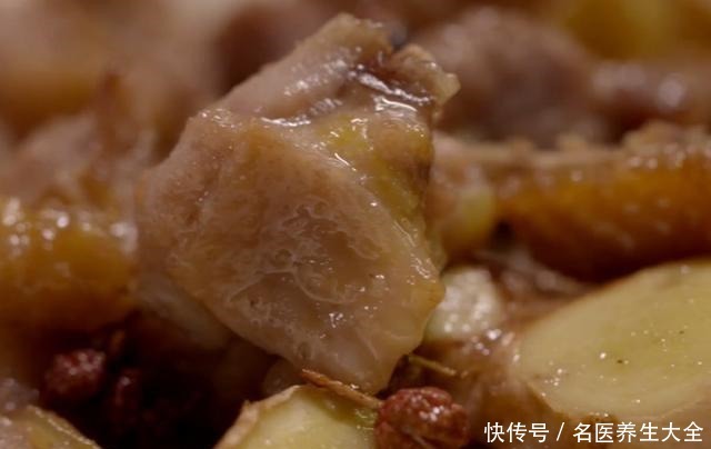 好吃|辣子鸡块的正宗做法,麻辣干香,外酥里嫩,好吃到舔手指