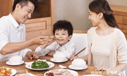 鸡蛋|常给孩子吃这菜,用鸡蛋搭配,营养价值高,简单蒸一下就可以了!