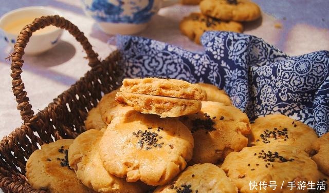 中秋|1个鸡蛋1碗面粉,手不沾粉就做好,酥香脆口,比月饼还好吃