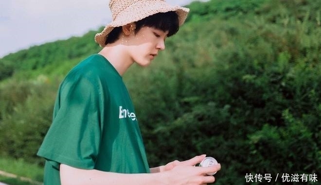 天差地别|这两档节目同期播出,播放量却是天差地别,一个上亿一个不到千万