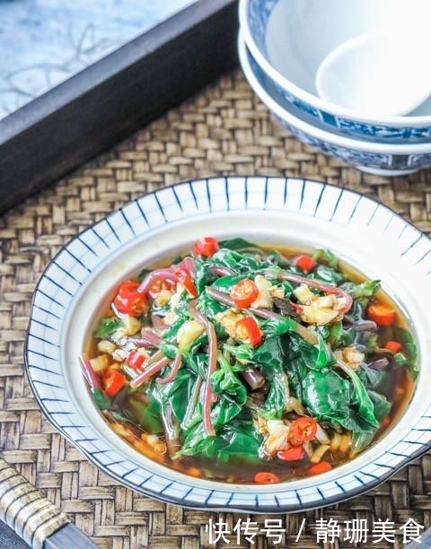 正当|夏天最好吃的野菜,2块钱1大捆,焯个水拌一拌特香,正当季要多吃