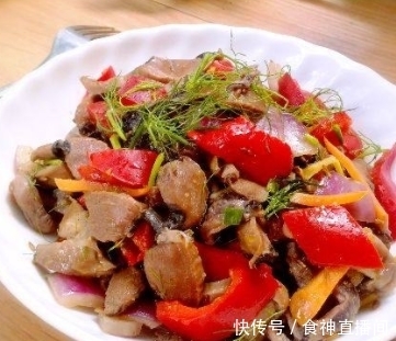 皱纹|女性不想老太快,每天吃点此菜,皱纹大肚子不见了,失眠也好了