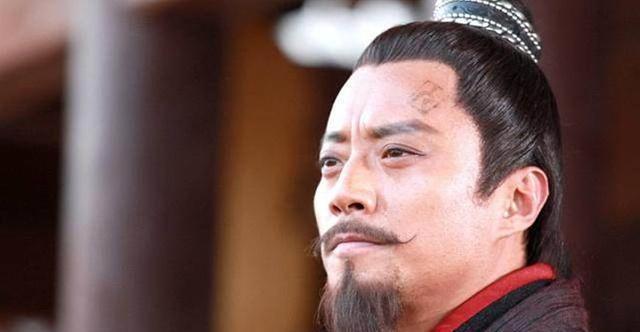  差点|宋江曾经因为一件事，差点杀了武松，幸亏鲁智深出言相救